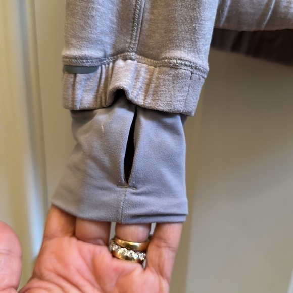 Lululemon Forthright 1/2 Zip Pullover Jacket Heathered Medium Grey Size 6 - Picture 2 of 14